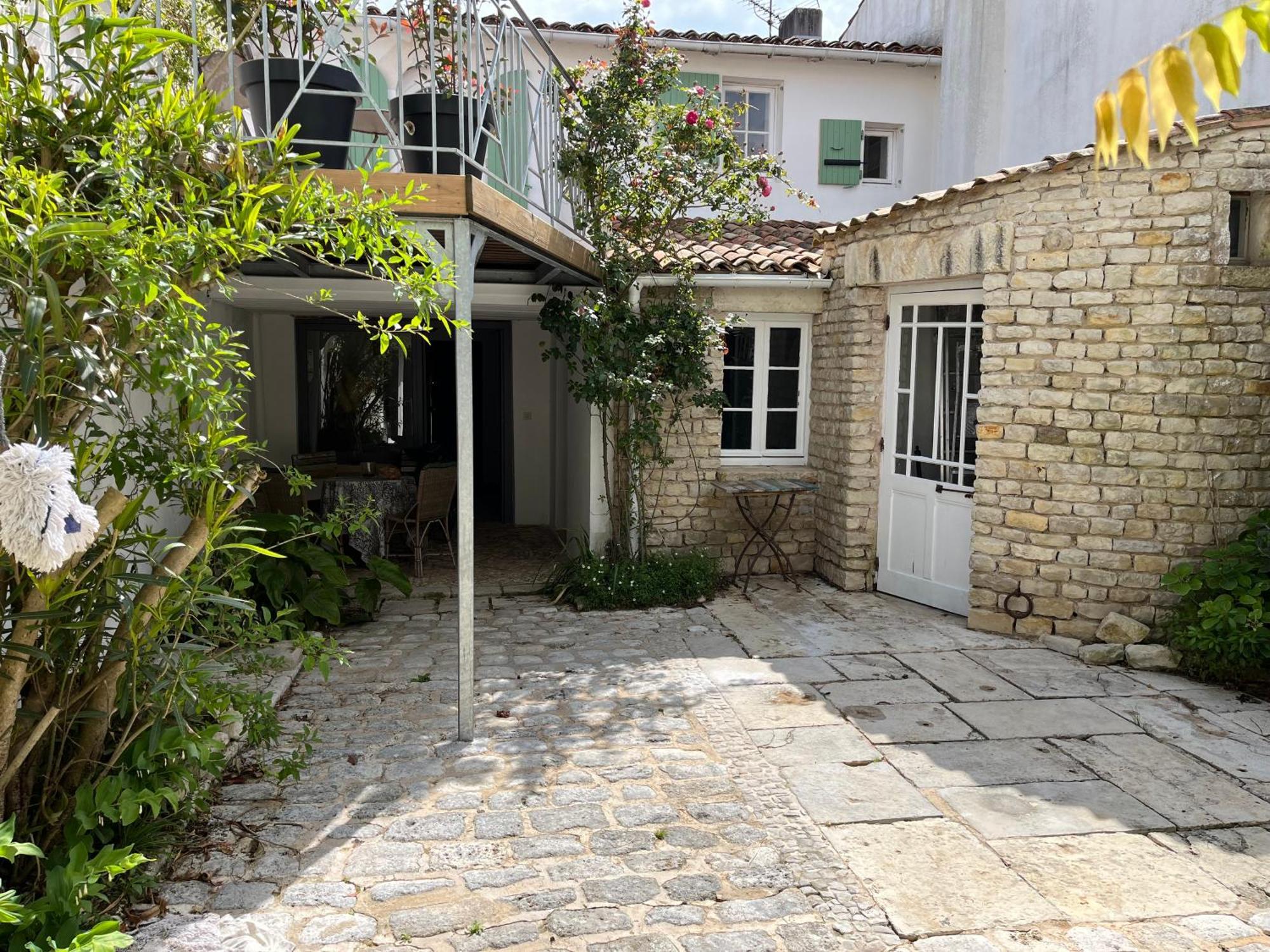 לה פלוט Une Fenetre Sur Cour מראה חיצוני תמונה